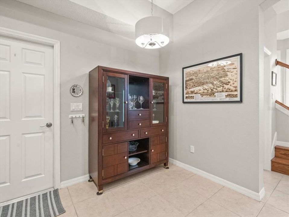 En Venta: $409,900 (3 camas, 3 baños, 2154 Pies cuadrados)