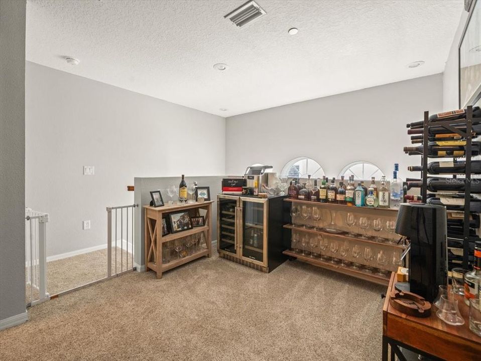 En Venta: $409,900 (3 camas, 3 baños, 2154 Pies cuadrados)