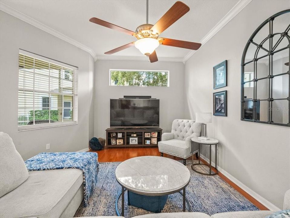 En Venta: $409,900 (3 camas, 3 baños, 2154 Pies cuadrados)