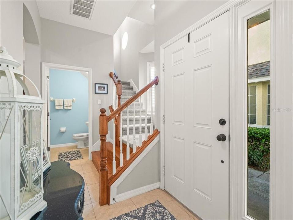 En Venta: $409,900 (3 camas, 3 baños, 2154 Pies cuadrados)