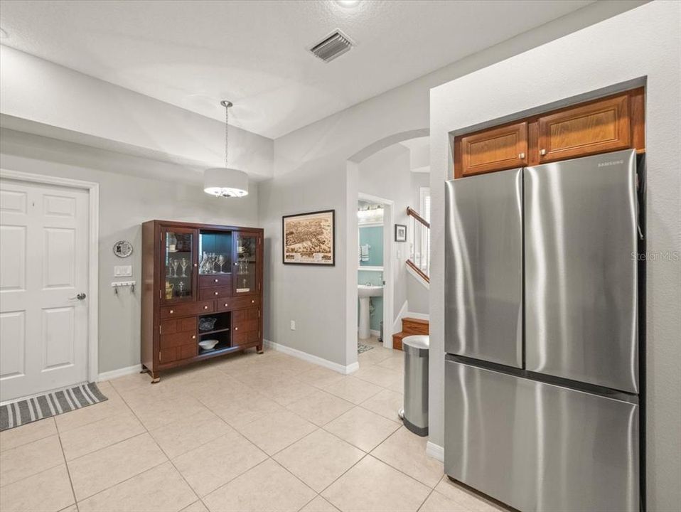 En Venta: $409,900 (3 camas, 3 baños, 2154 Pies cuadrados)