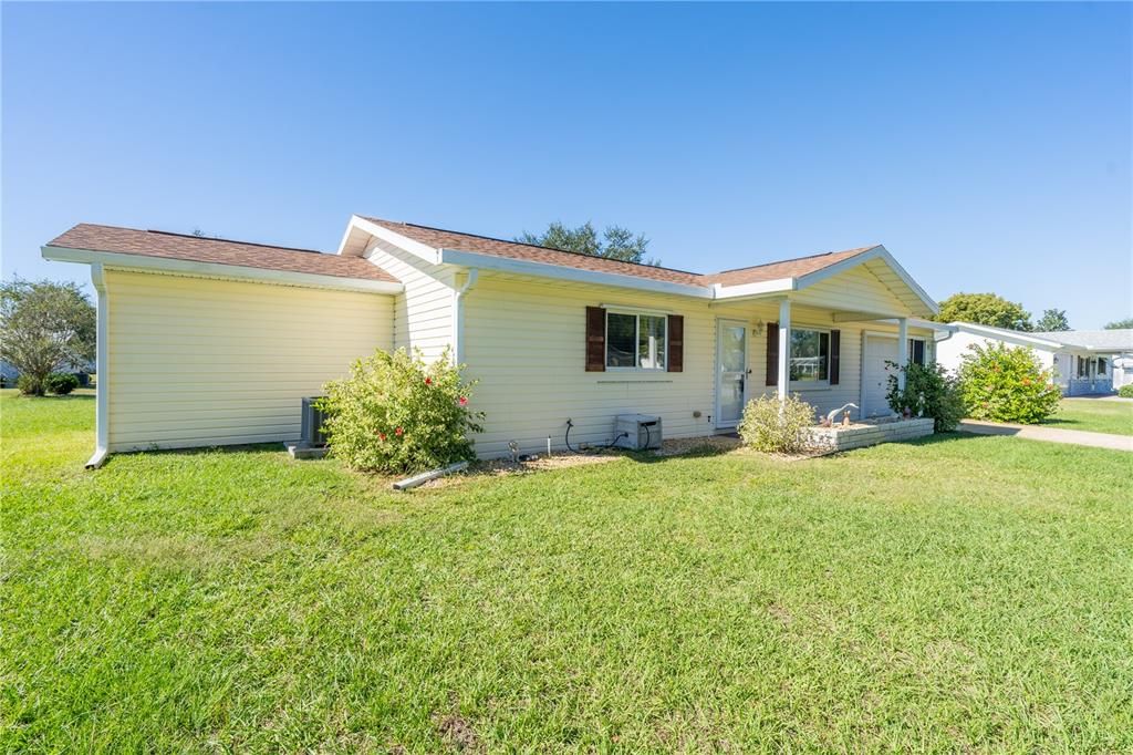 Activo con contrato: $178,000 (2 camas, 2 baños, 936 Pies cuadrados)