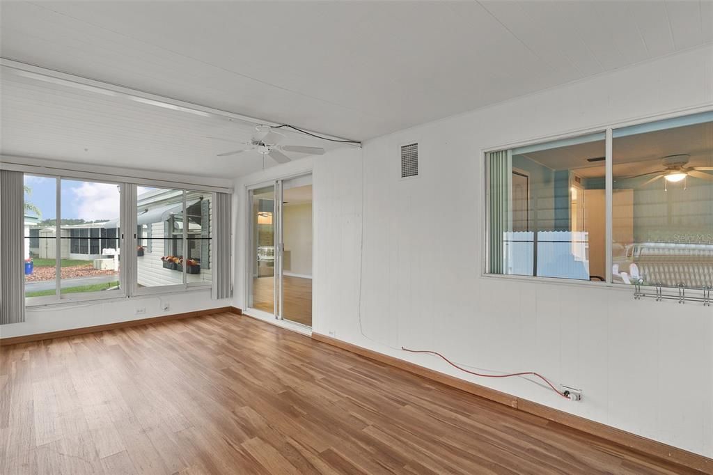 En Venta: $179,900 (2 camas, 2 baños, 1152 Pies cuadrados)