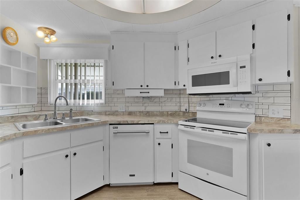 En Venta: $179,900 (2 camas, 2 baños, 1152 Pies cuadrados)