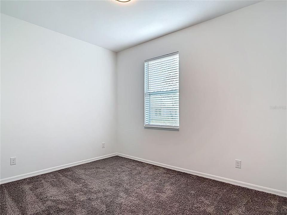 出租: $2,000 (3 贝兹, 2 浴室, 1470 平方英尺)