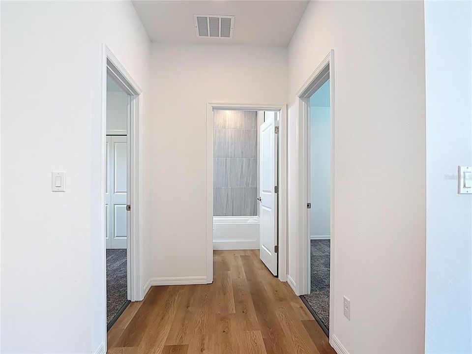 出租: $2,000 (3 贝兹, 2 浴室, 1470 平方英尺)