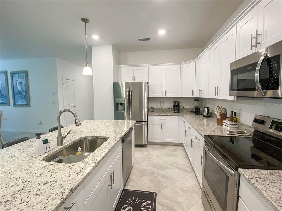 For Rent: $3,500 (4 beds, 3 baths, 2027 Square Feet)