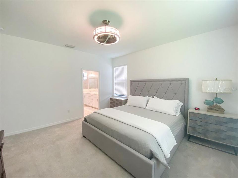 For Rent: $3,500 (4 beds, 3 baths, 2027 Square Feet)