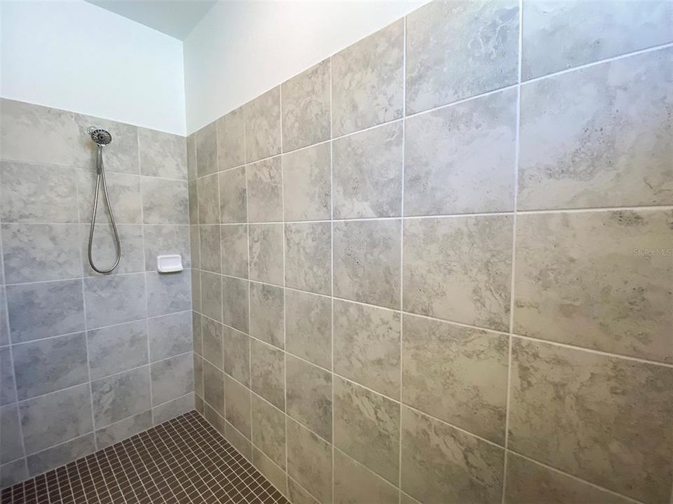 For Rent: $3,500 (4 beds, 3 baths, 2027 Square Feet)