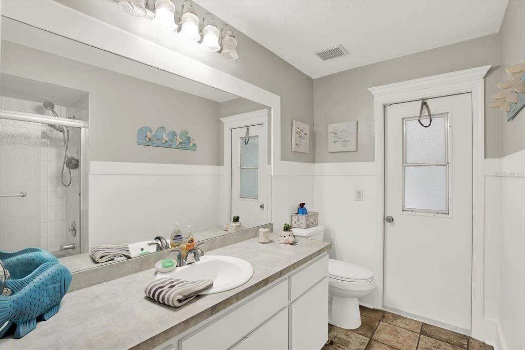 For Sale: $440,000 (4 beds, 2 baths, 2030 Square Feet)