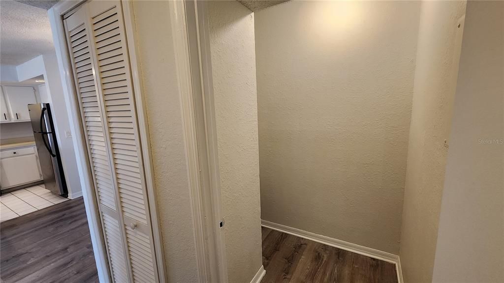 For Sale: $162,500 (2 beds, 2 baths, 1054 Square Feet)