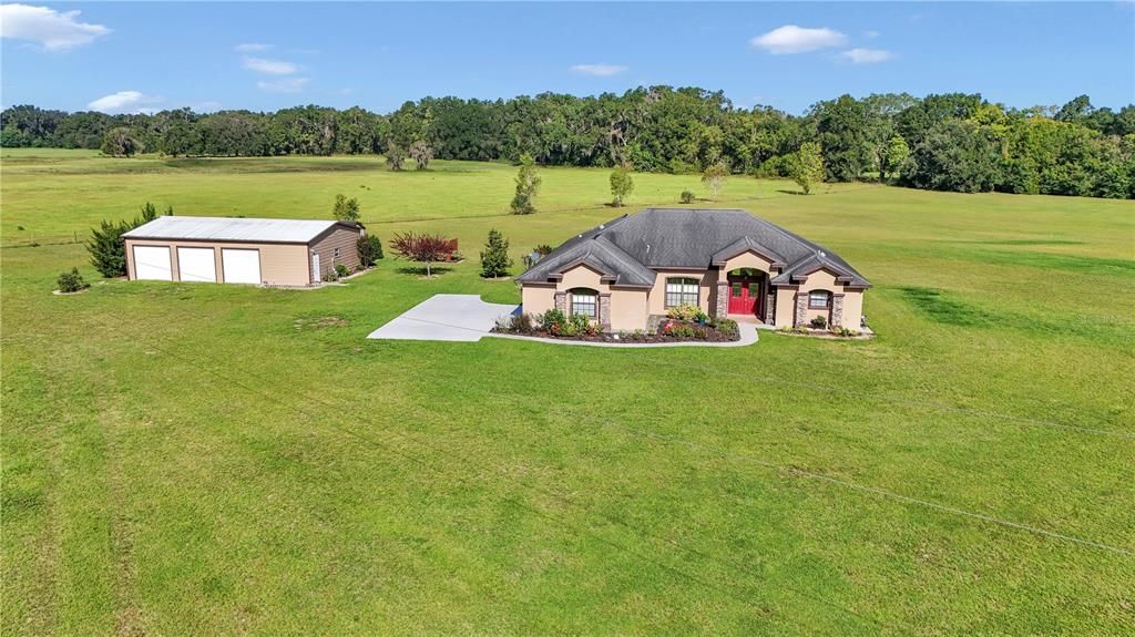 For Sale: $824,900 (3 beds, 2 baths, 2239 Square Feet)