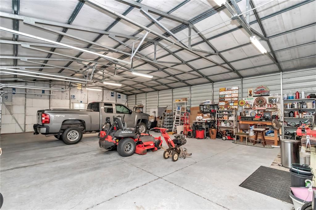 For Sale: $824,900 (3 beds, 2 baths, 2239 Square Feet)