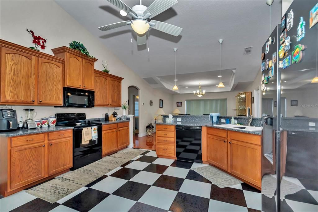 For Sale: $824,900 (3 beds, 2 baths, 2239 Square Feet)