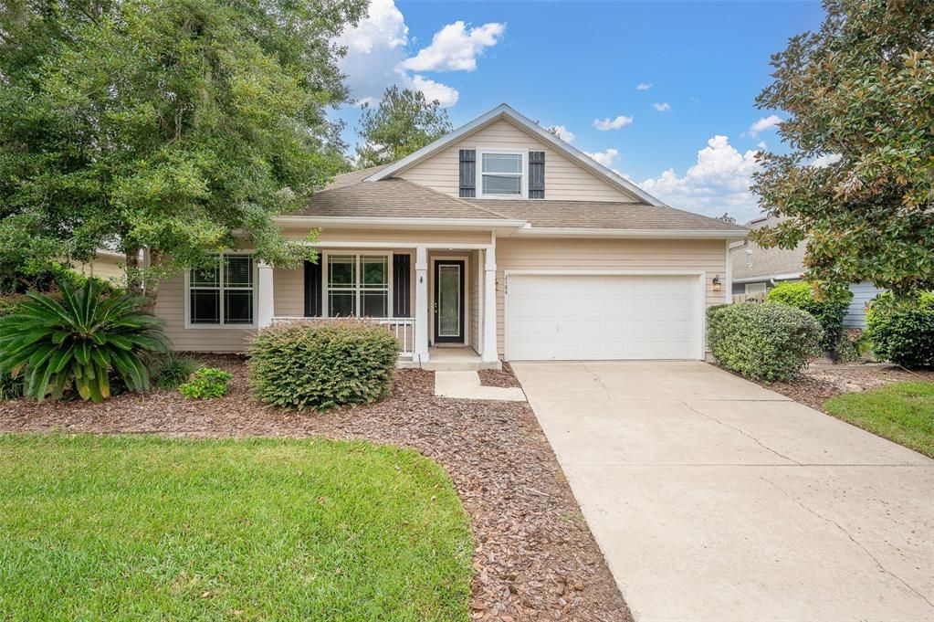 Active With Contract: $434,500 (5 beds, 3 baths, 2137 Square Feet)