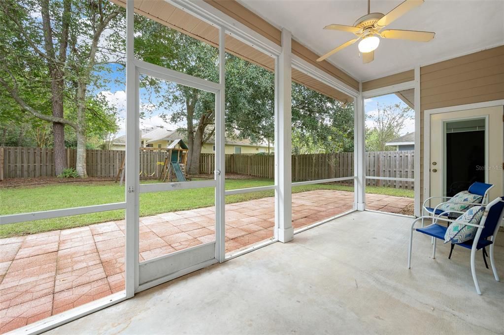 Active With Contract: $434,500 (5 beds, 3 baths, 2137 Square Feet)