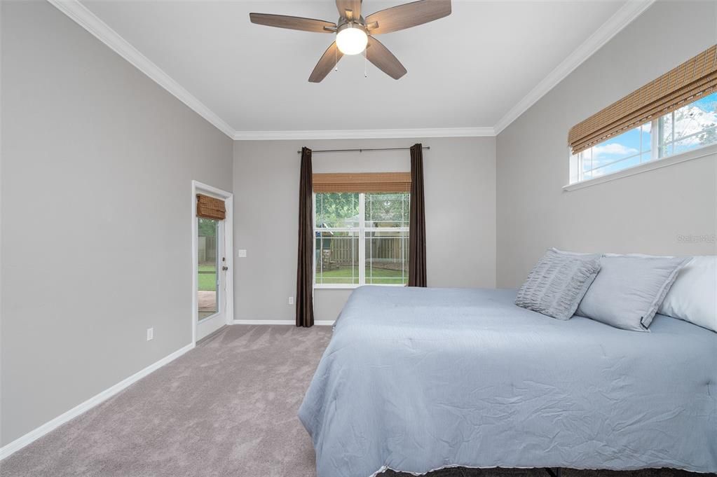 Active With Contract: $434,500 (5 beds, 3 baths, 2137 Square Feet)