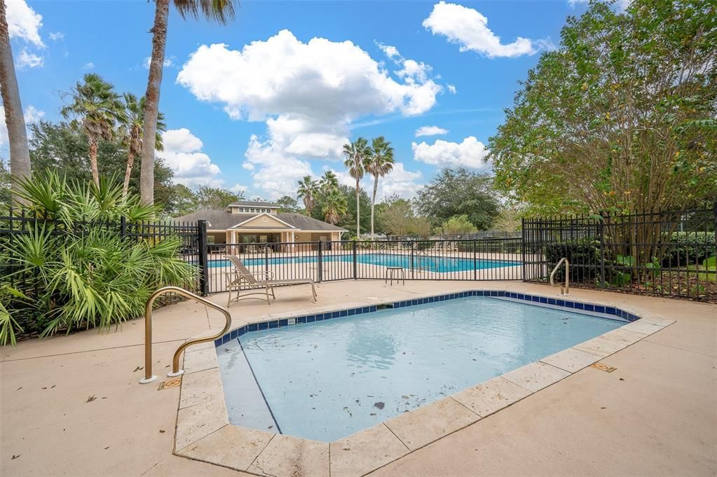 Active With Contract: $434,500 (5 beds, 3 baths, 2137 Square Feet)