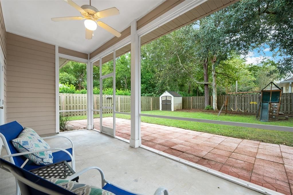 Active With Contract: $434,500 (5 beds, 3 baths, 2137 Square Feet)