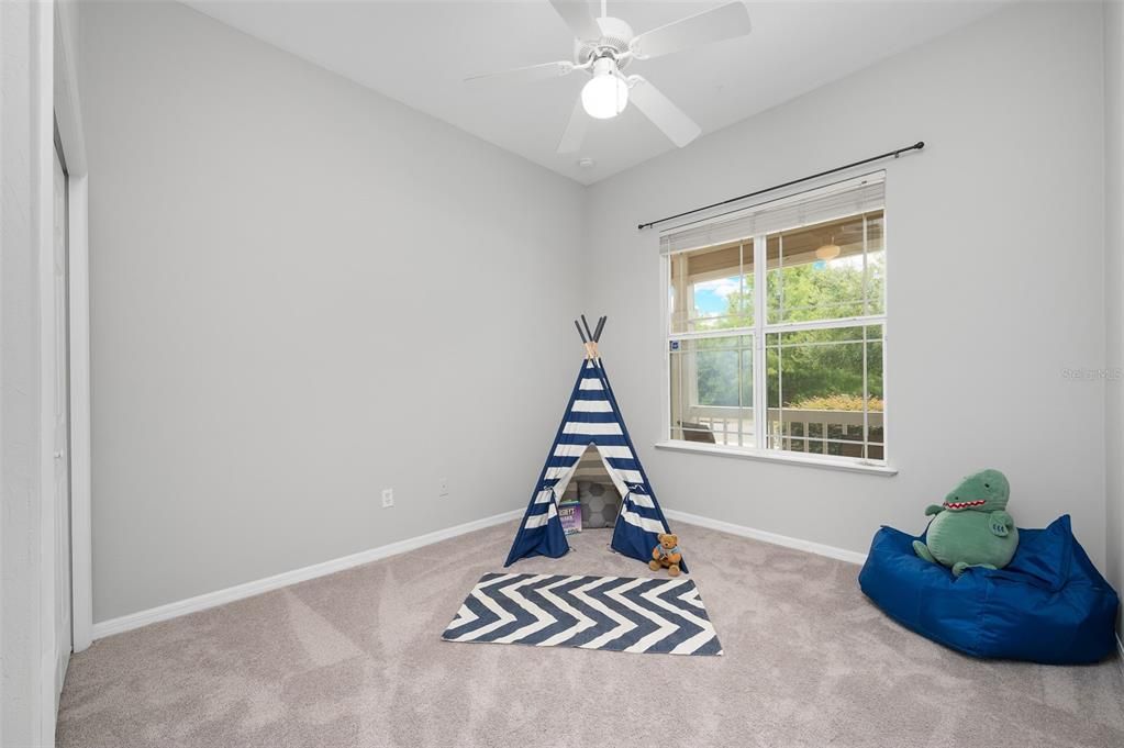 Active With Contract: $434,500 (5 beds, 3 baths, 2137 Square Feet)