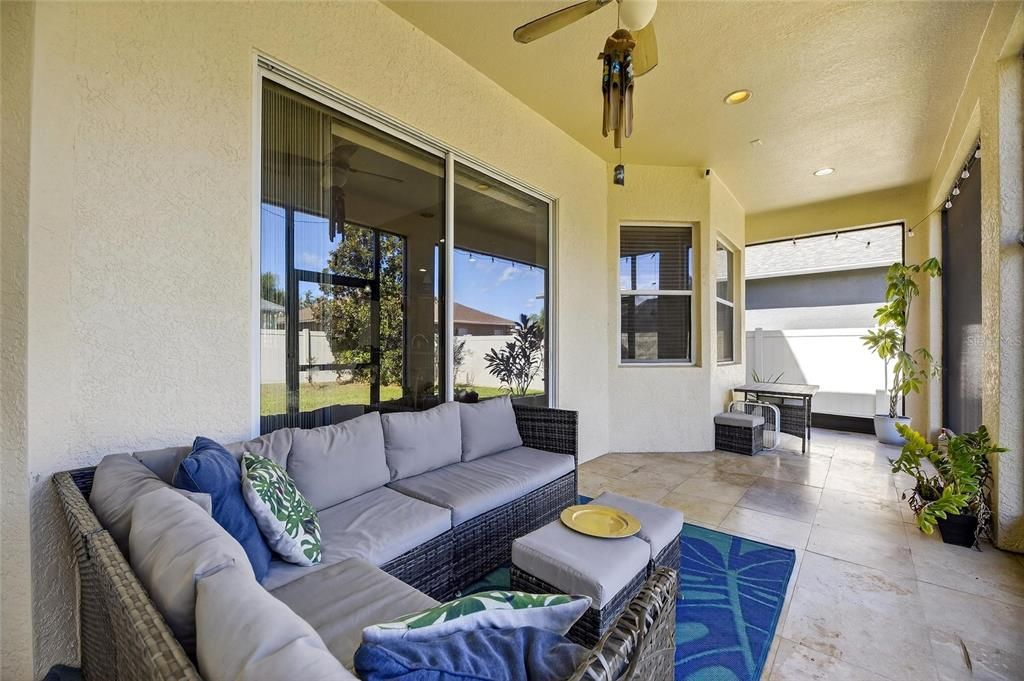 Под контрактом: $3,350 (5 спален, 3 ванн, 2855 Квадратных фут)