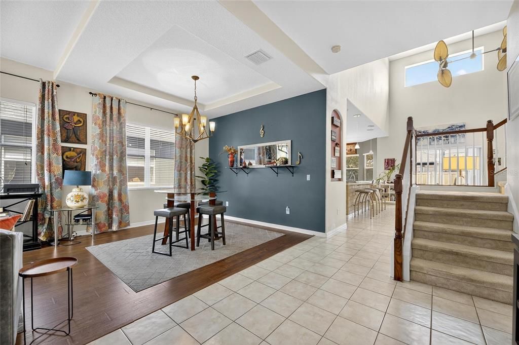 Под контрактом: $3,350 (5 спален, 3 ванн, 2855 Квадратных фут)