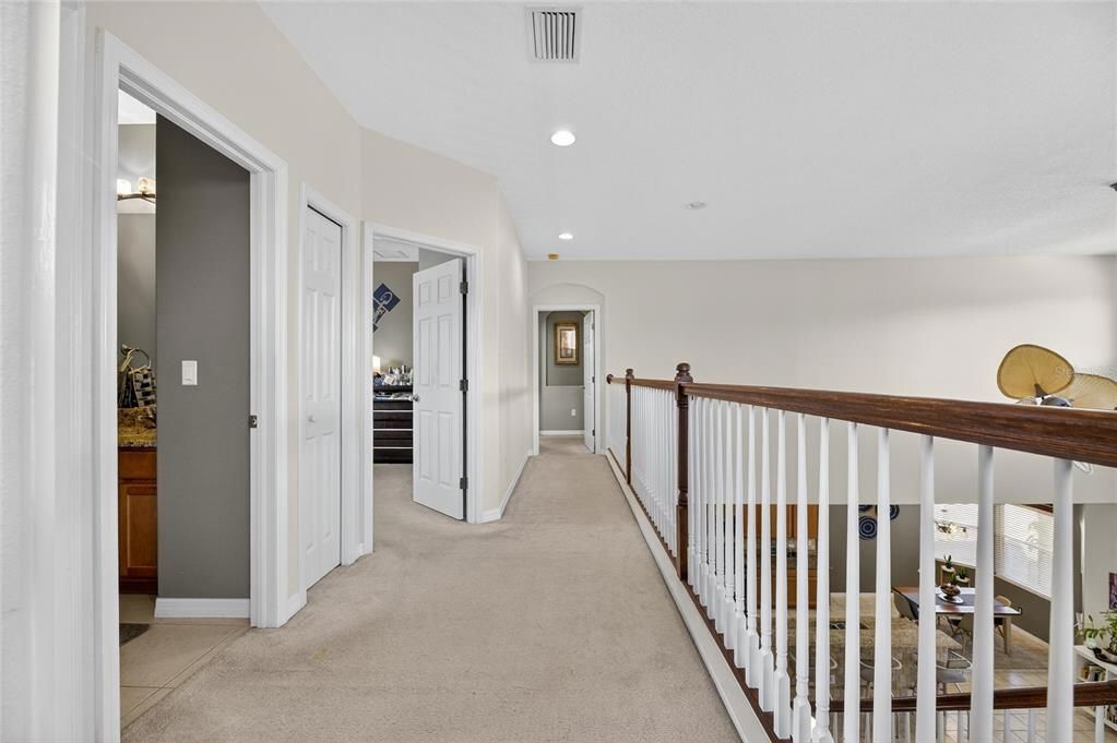 Под контрактом: $3,350 (5 спален, 3 ванн, 2855 Квадратных фут)