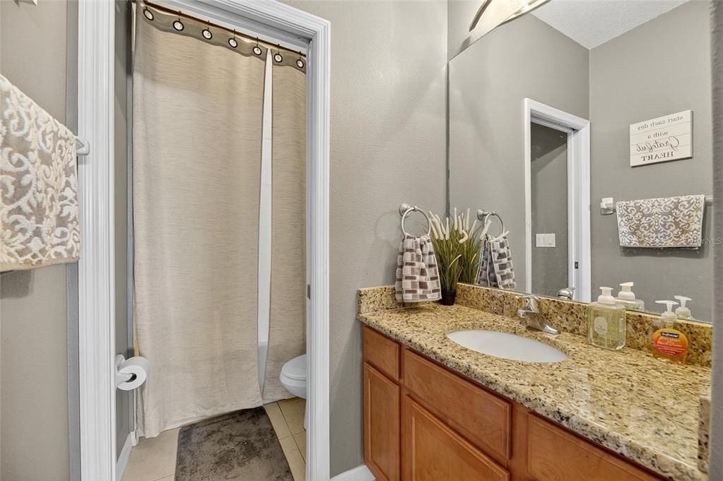 Под контрактом: $3,350 (5 спален, 3 ванн, 2855 Квадратных фут)