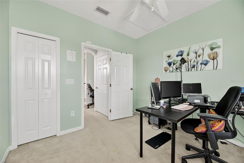 Под контрактом: $3,350 (5 спален, 3 ванн, 2855 Квадратных фут)