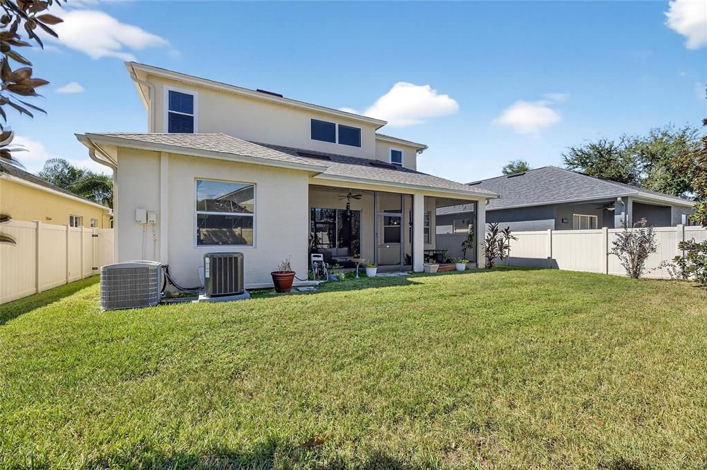 Под контрактом: $3,350 (5 спален, 3 ванн, 2855 Квадратных фут)