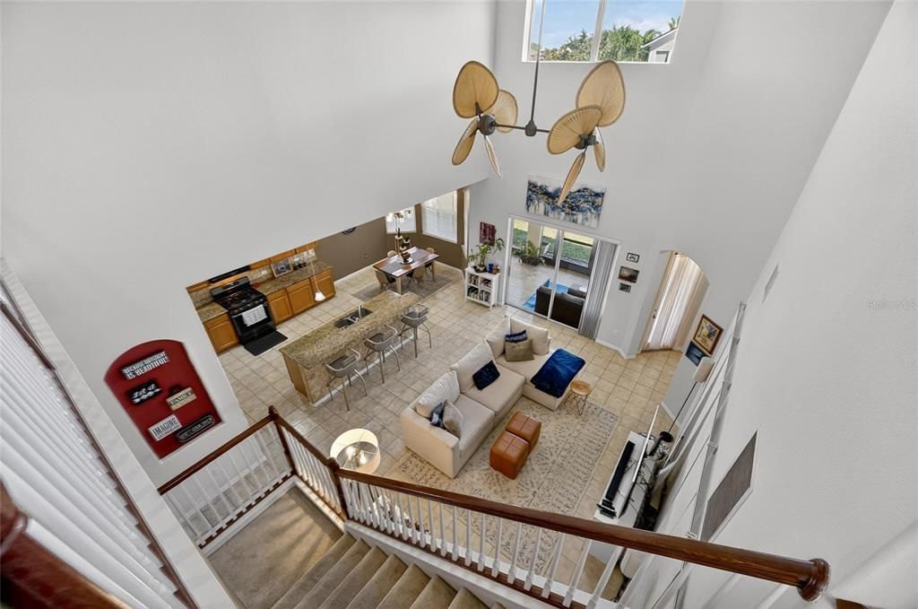 Под контрактом: $3,350 (5 спален, 3 ванн, 2855 Квадратных фут)