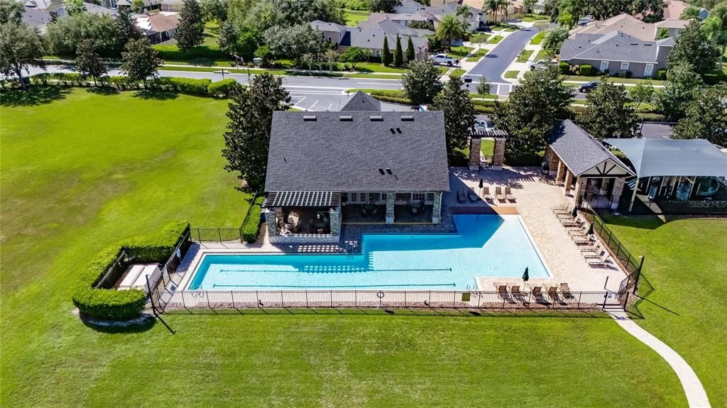 Под контрактом: $3,350 (5 спален, 3 ванн, 2855 Квадратных фут)