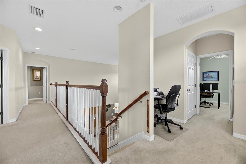 Под контрактом: $3,350 (5 спален, 3 ванн, 2855 Квадратных фут)