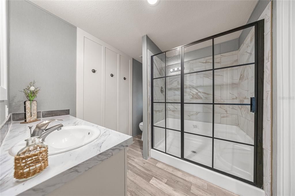 待售: $189,900 (2 贝兹, 2 浴室, 1130 平方英尺)