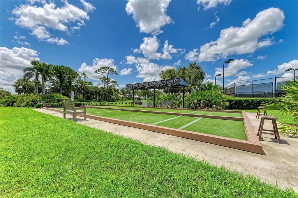 На продажу: $340,000 (2 спален, 2 ванн, 1106 Квадратных фут)