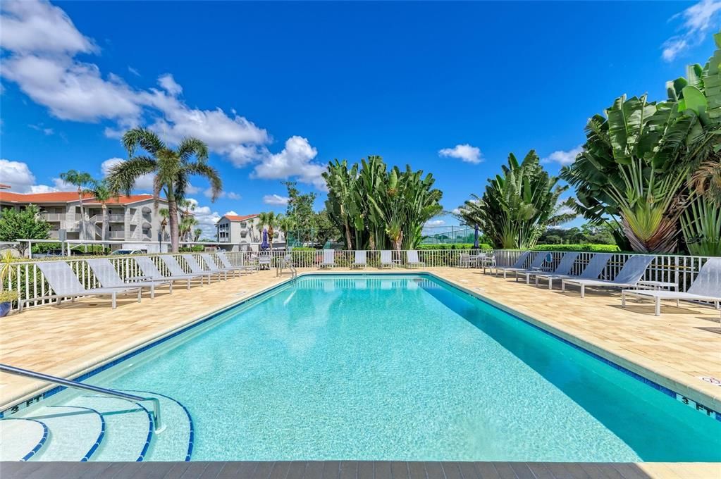 На продажу: $340,000 (2 спален, 2 ванн, 1106 Квадратных фут)