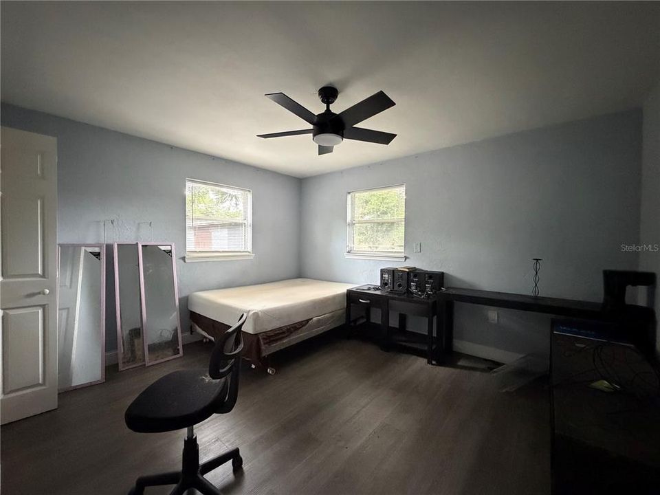 En Venta: $215,000 (3 camas, 1 baños, 910 Pies cuadrados)