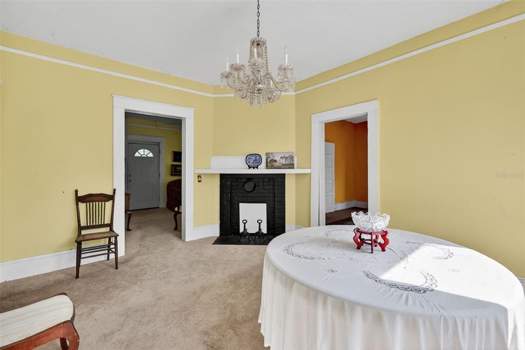 待售: $260,000 (3 贝兹, 2 浴室, 1773 平方英尺)