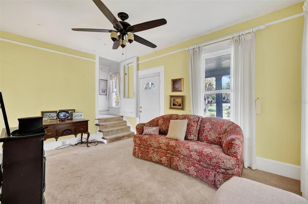 待售: $260,000 (3 贝兹, 2 浴室, 1773 平方英尺)