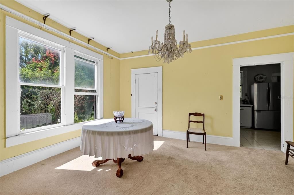 待售: $260,000 (3 贝兹, 2 浴室, 1773 平方英尺)