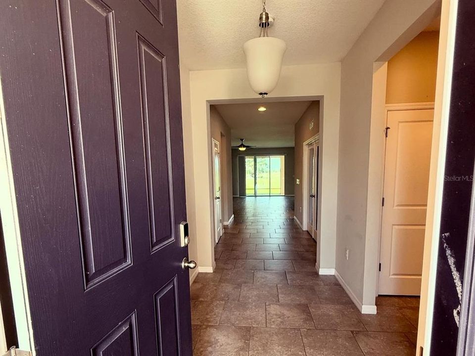 Active With Contract: $425,000 (3 beds, 2 baths, 2036 Square Feet)