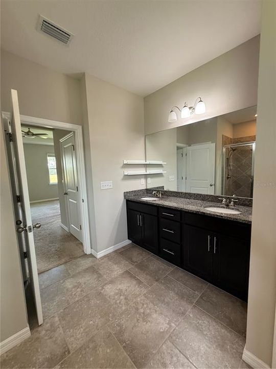 Active With Contract: $425,000 (3 beds, 2 baths, 2036 Square Feet)