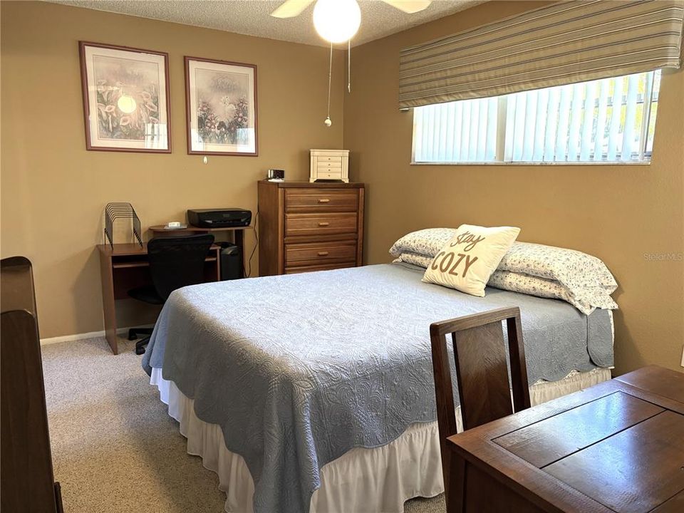 For Sale: $199,900 (2 beds, 2 baths, 1074 Square Feet)