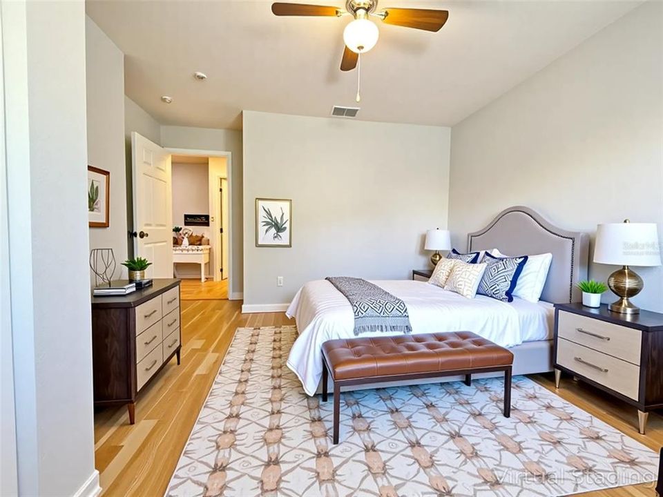 Active With Contract: $199,900 (3 beds, 2 baths, 1296 Square Feet)