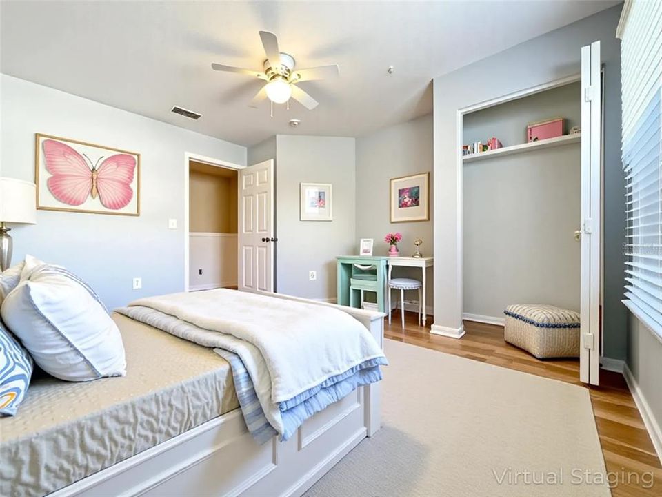 Active With Contract: $199,900 (3 beds, 2 baths, 1296 Square Feet)