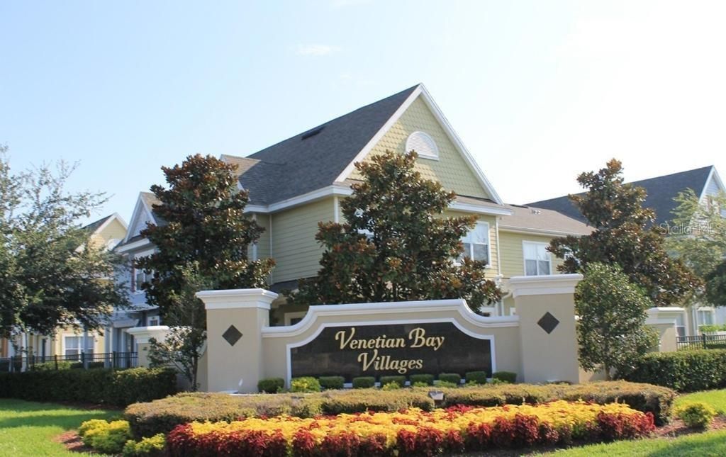 Active With Contract: $199,900 (3 beds, 2 baths, 1296 Square Feet)