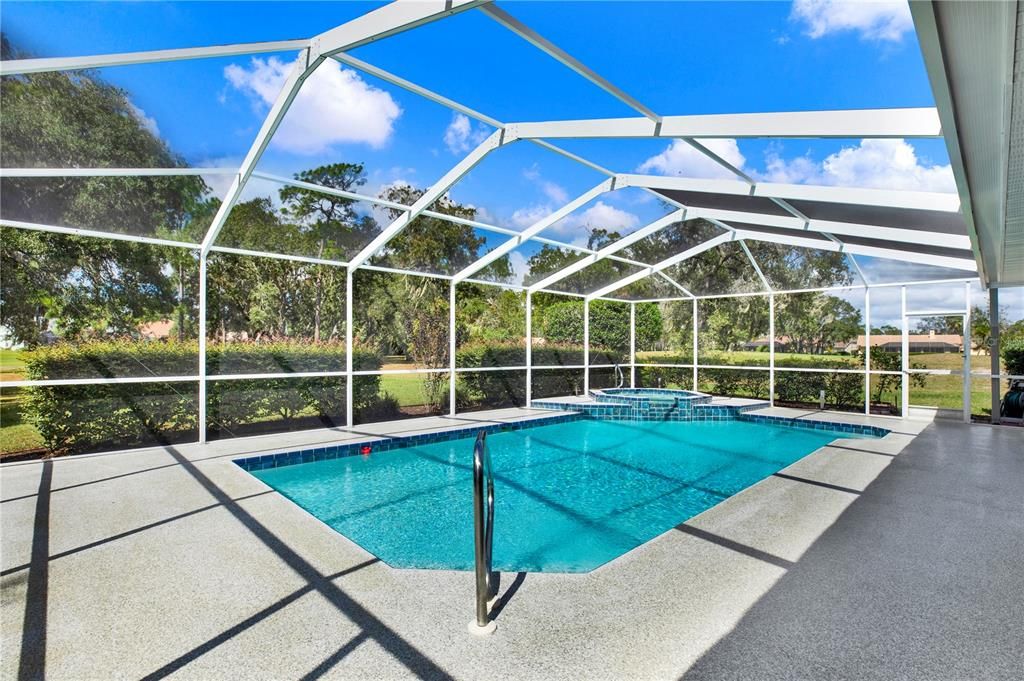 For Sale: $449,999 (3 beds, 3 baths, 2516 Square Feet)