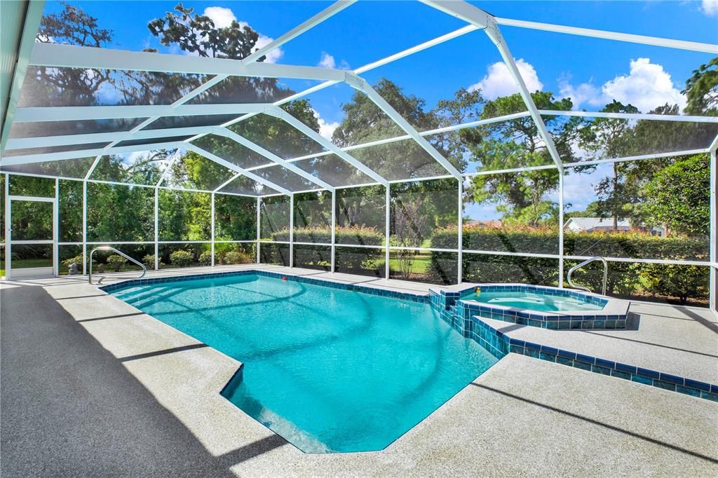 For Sale: $449,999 (3 beds, 3 baths, 2516 Square Feet)