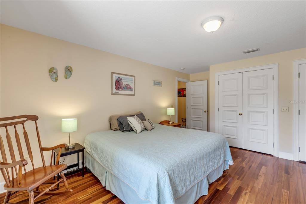 待售: $729,000 (3 贝兹, 2 浴室, 2064 平方英尺)