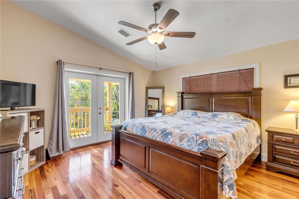 待售: $729,000 (3 贝兹, 2 浴室, 2064 平方英尺)